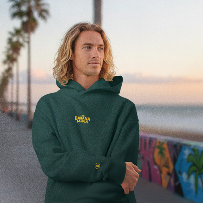 Hoodie oversize Banana Mafia vert porté en situation